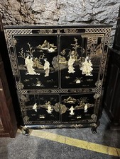 A 062 Meuble Chinois de