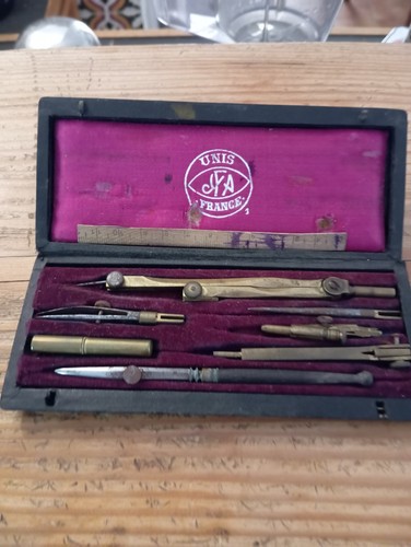 Boîte compas ancienne - boîte, de