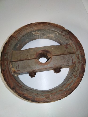 Ancienne poulie roue bois - ancienne,