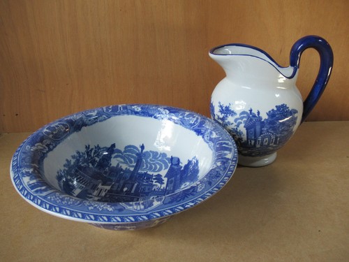 Ensemble toilette vasque - toilette,