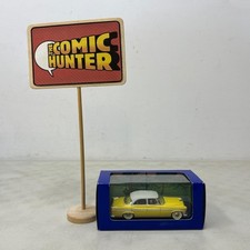 En Voiture Tintin La Chrysler Jaune De L'Affaire Tournesol