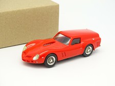 Provence molding kit mounted 1/43 - Ferrari 250 GT red breadvan