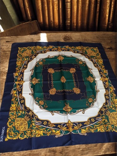 Foulard carré vintage