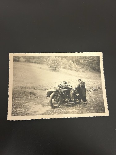 Photo moto ancienne - moto,