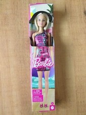 Poupée  : Barbie, Chic