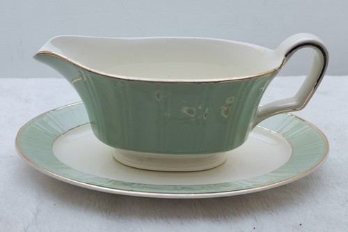 Ancienne saucière et - ❤️,