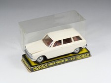 NOREV - 32 - Peugeot 204 station wagon - off-white - in box