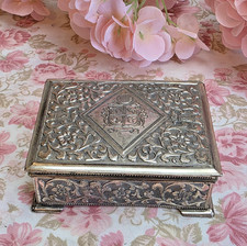 Ancienne Boîte à Cigarettes