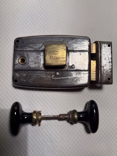 Serrure ancienne porte - ancienne,