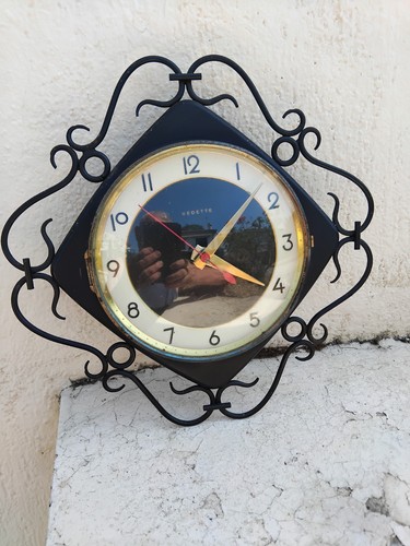 Ancienne horloge vedette - horloge,