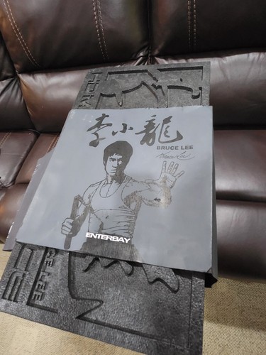 Enterbay bruce lee - enterbay,