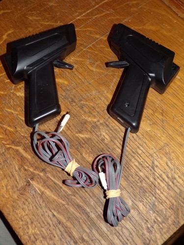 Ancien pistolets pour console - pistolets,