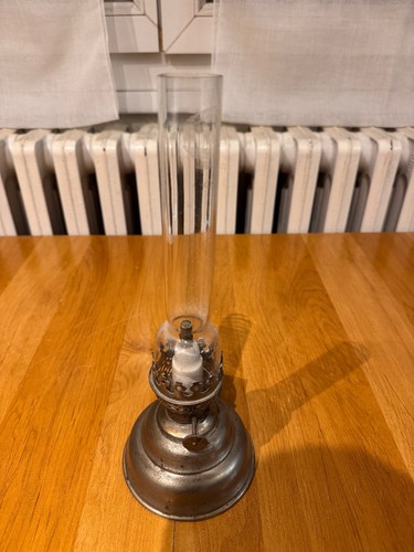 Lampe petrole ancienne - lampe,