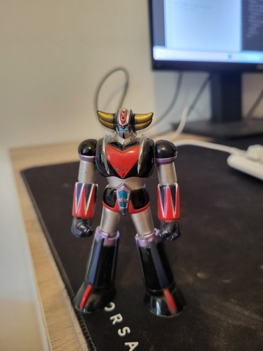 Goldorak figurine plastique - figurine,