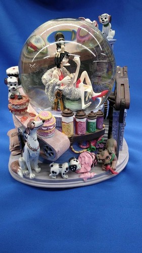 Disney snow globe 101 - disney,