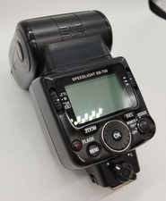 Flash Nikon Speedlight SB-700