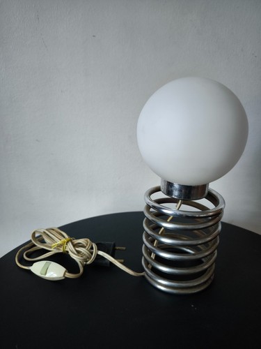 Lampe poser ressort spirale - à,