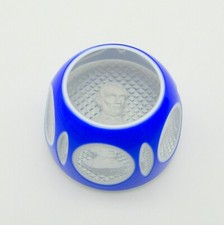 Baccarat ? Presse-papier