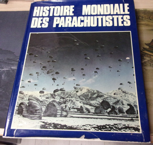 Livre histoire mondiale des - ",
