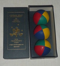 boite vintage de 3 balles de