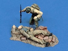 Verlinden 1/35 "Fallen Enemy" Allied Soldier w/German Casualty WWII (2 Fig) 1509