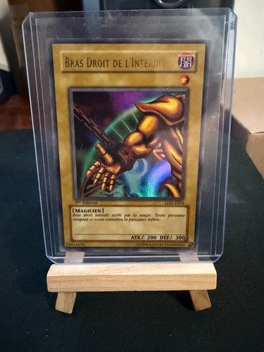 Carte bras droit - yu-gi-oh!,