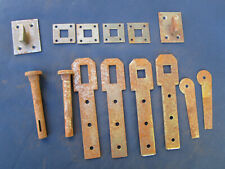 Eléments fixations pour volet porte vitrée pattes clavettes mentonnets fer 