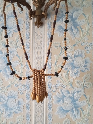 Collier perles bois - perles, résine