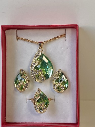Parure bijoux fantaisie - , 4
