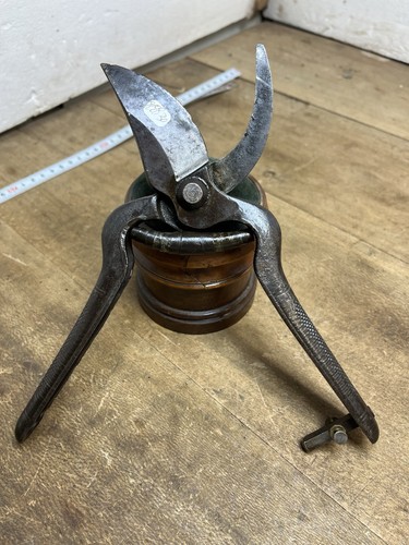 Outil ancien vigneron vigne - ancien,