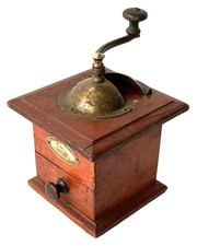 Old small pepper mill "peugeot freres"