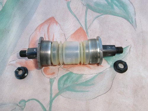 Boitier pédalier shimano - boitier,