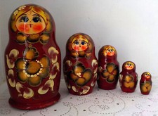 Matriochka 5 poupées Russe