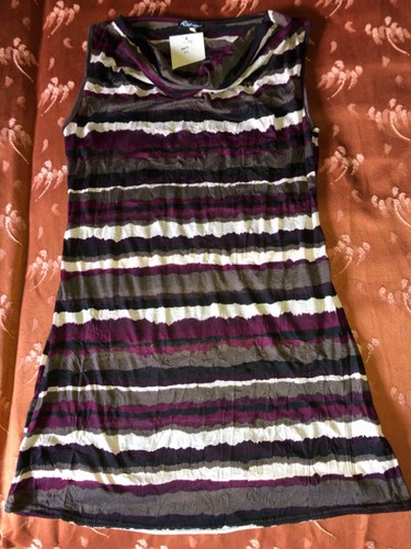 Robe courte sans manches - courte,