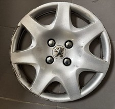 1 Enjoliveur 15p Peugeot pour