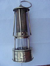 ANCIENNE LAMPE DE MINEUR