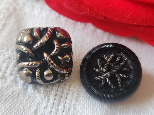 Duo boutons anciens verre - boutons,