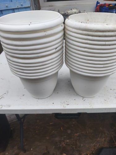 Lot pots fleurs en - 25,