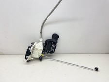 Serrure de porte avant gauche