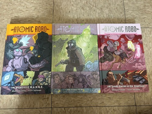 Red comics atomic robo - comics,