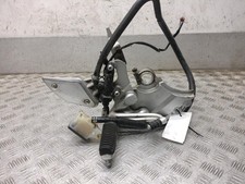 2006 YAMAHA MT-01  Right Front Hanger