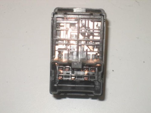 Bouton interrupteur nissan - bouton/interrupteur,