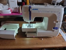 Machine à coudre JUKI model