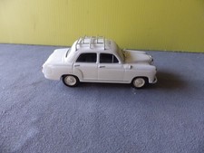EPAVE     MERCEDES 180 EX TAXI