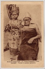 CPA - LYON-DAHOMEY-BENIN - Première et quatrième génération.