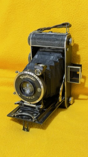 Antique voigtlander bessa - antique,