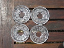 LOT DE 4 BOBECHES EN VERRE TRANSPARENT à décor de frise antique