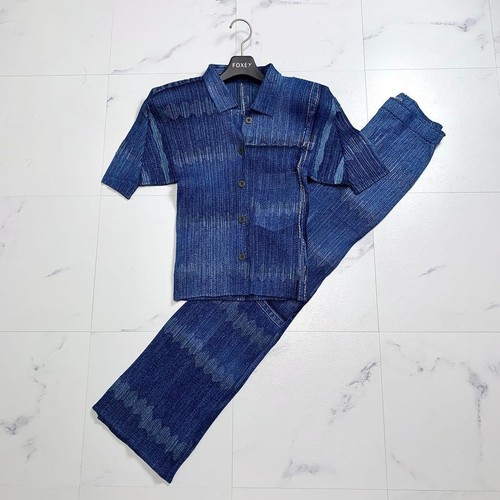 Pleats please issey miyake - pleats,