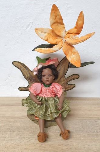 Poupée artiste porcelaine - d'artiste,