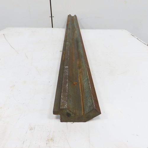 Presse plieuse forme 4 - plieuse, 62-3/4"